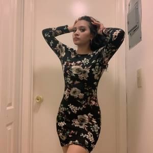 Meet your Posher, Lisbeth e.